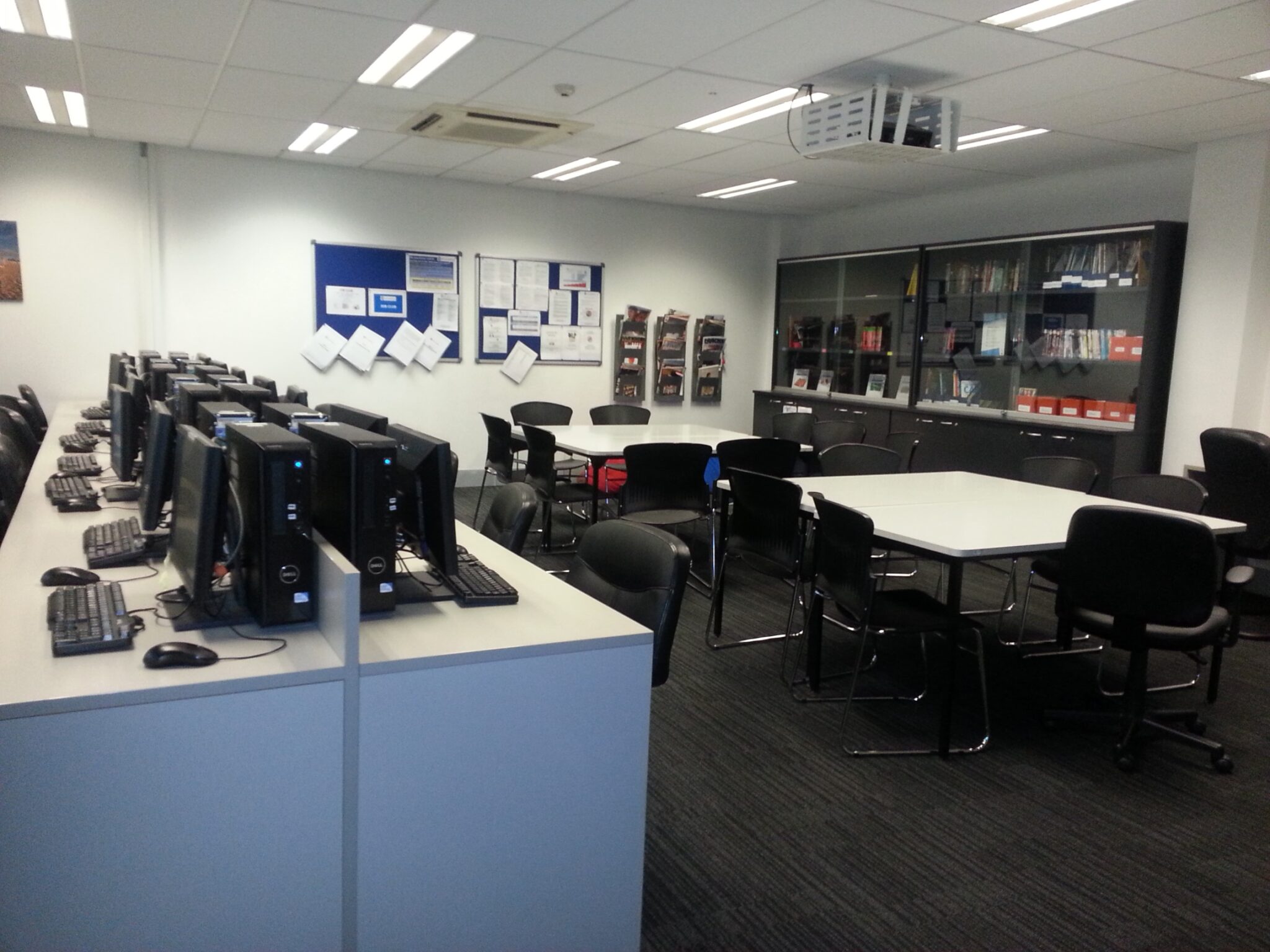 Discover English – Melbourne