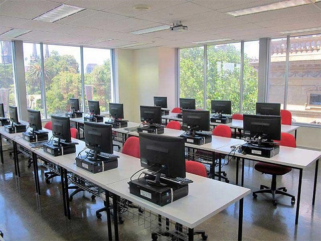 Oxford House College – Melbourne