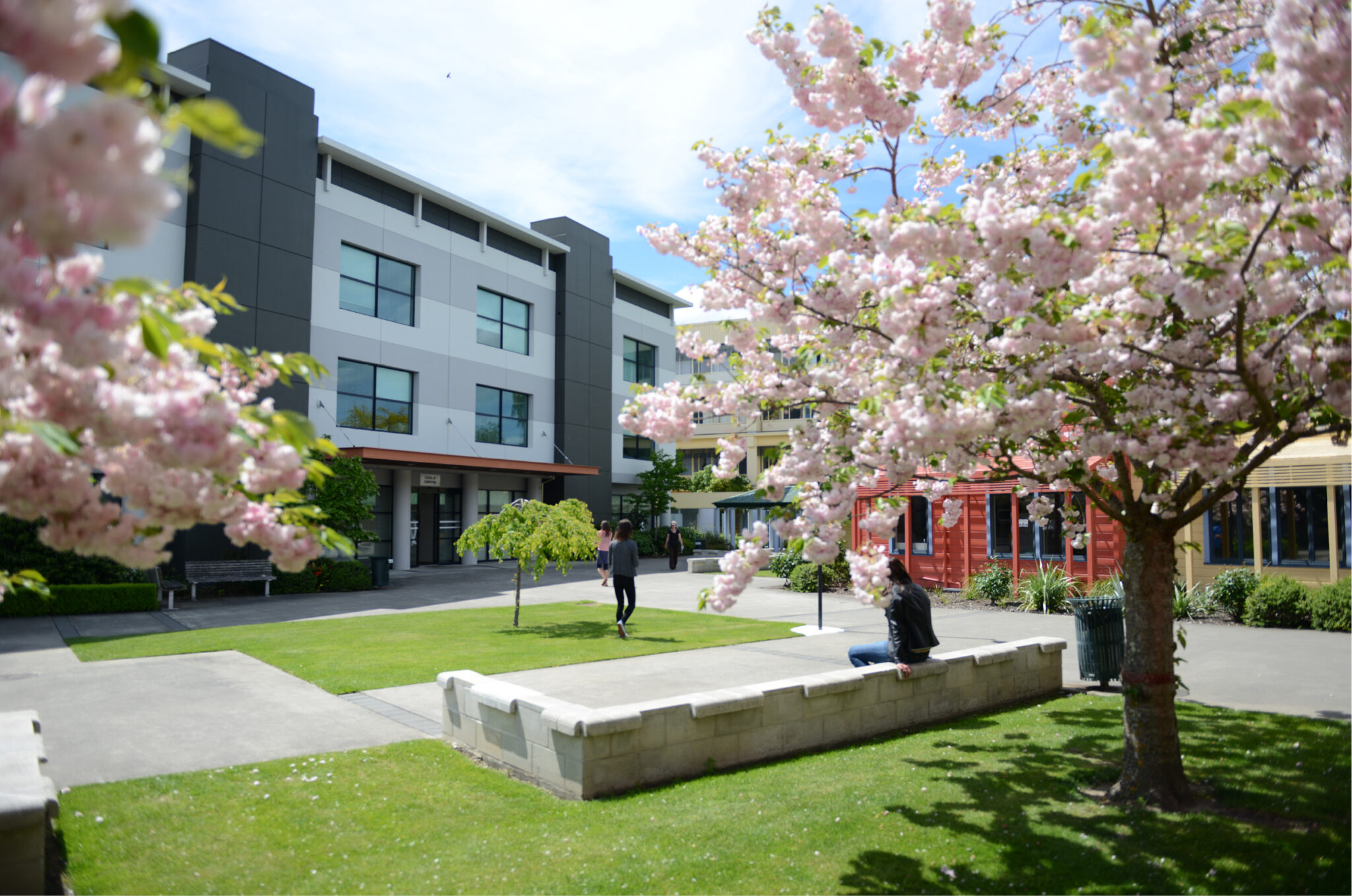 EIT - Eastern Institute of Technology