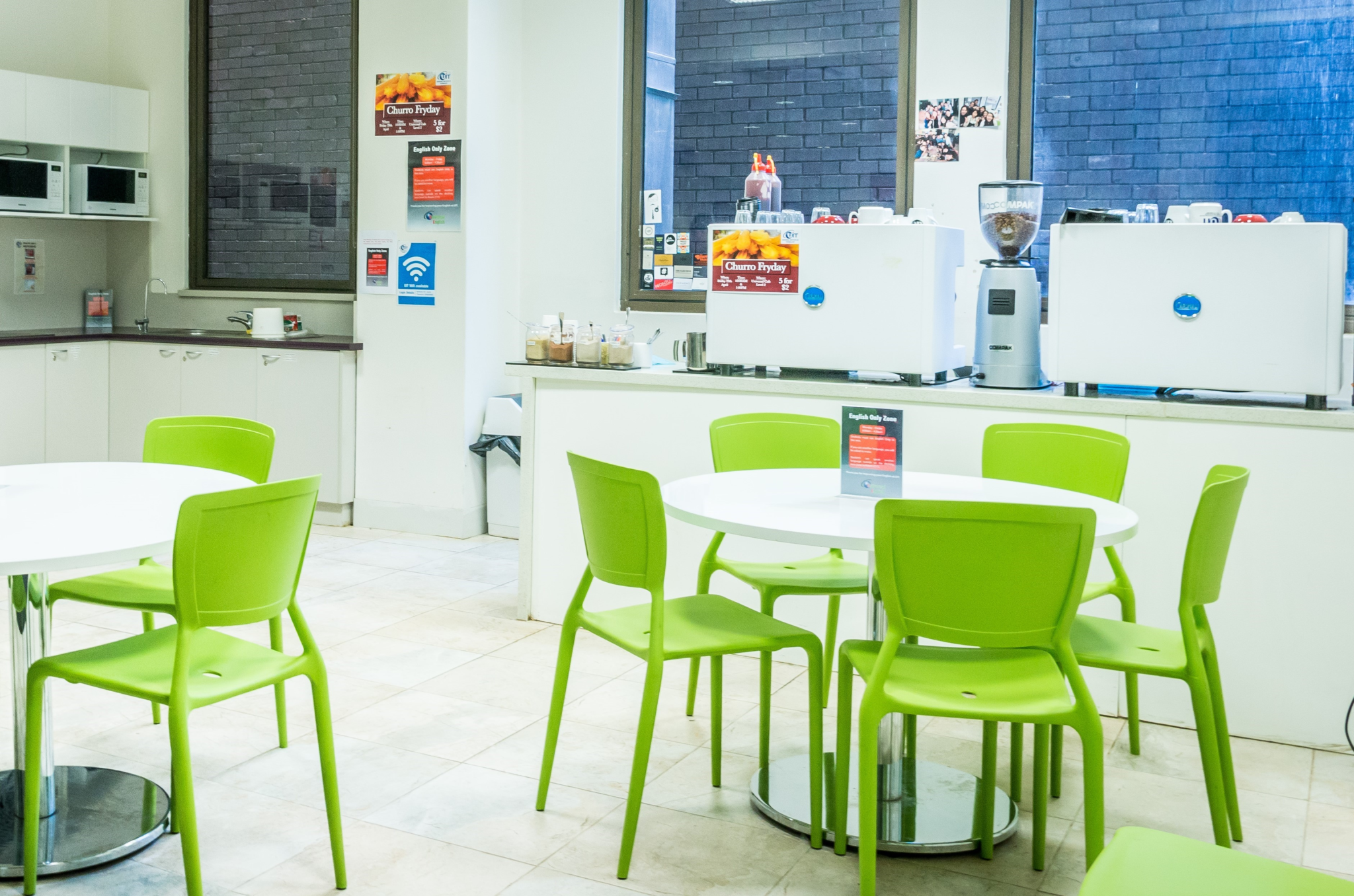 Universal Institute of Technology - Melbourne