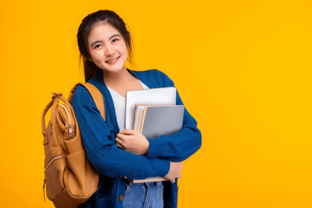 Estudante de intercâmbio sorridente