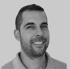 Adriano, gerente financeiro da Australian Centre